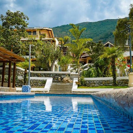 Uzhupud Garden Hotel & Lodge Paute Ngoại thất bức ảnh