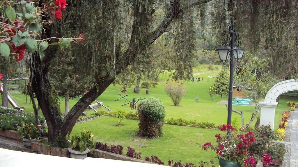 Uzhupud Garden Hotel & Lodge Paute Ngoại thất bức ảnh