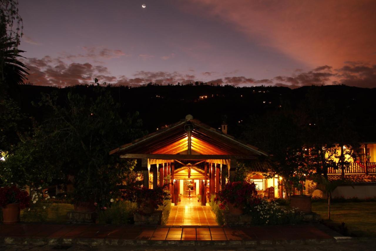 Uzhupud Garden Hotel & Lodge Paute Ngoại thất bức ảnh