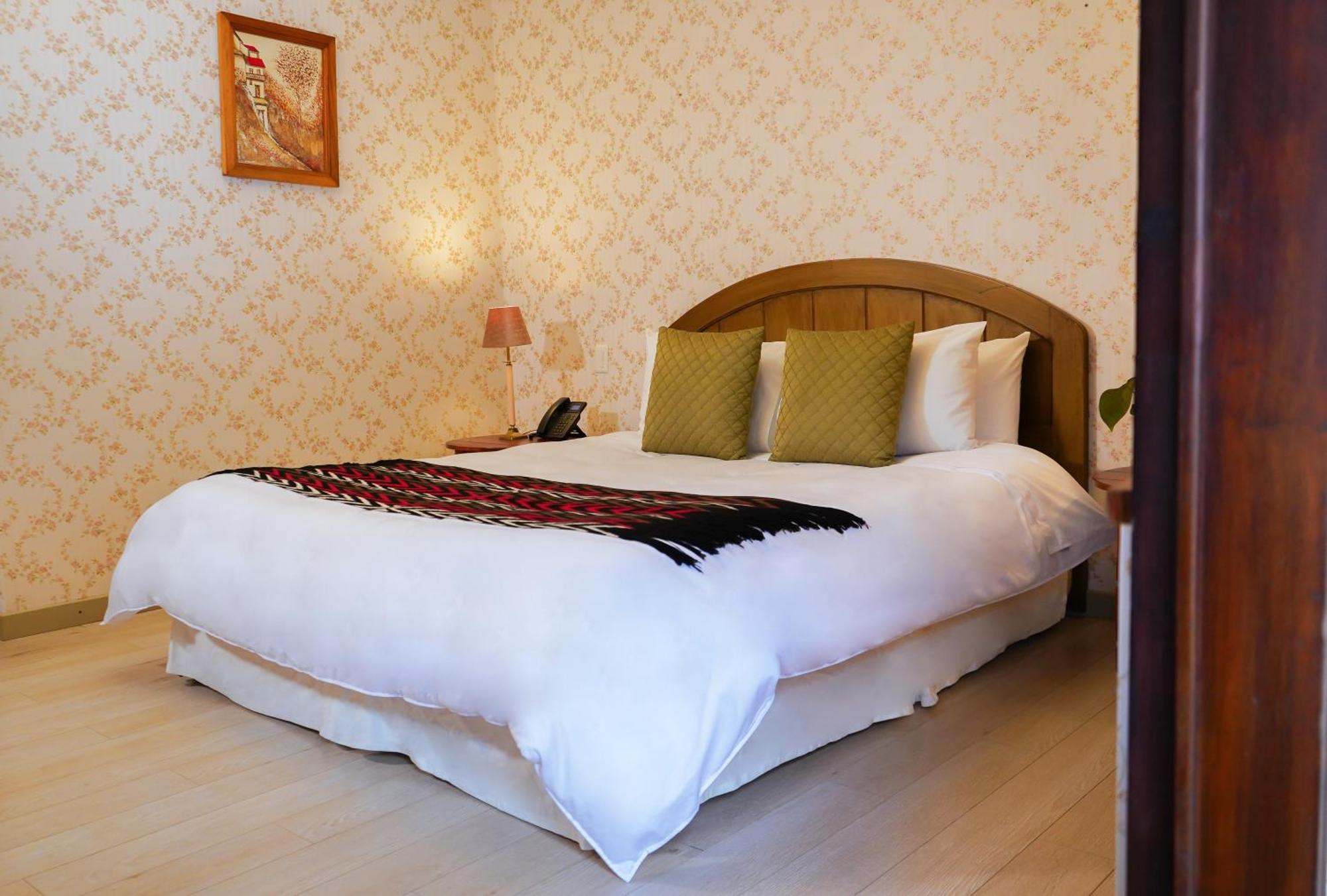 Uzhupud Garden Hotel & Lodge Paute Ngoại thất bức ảnh