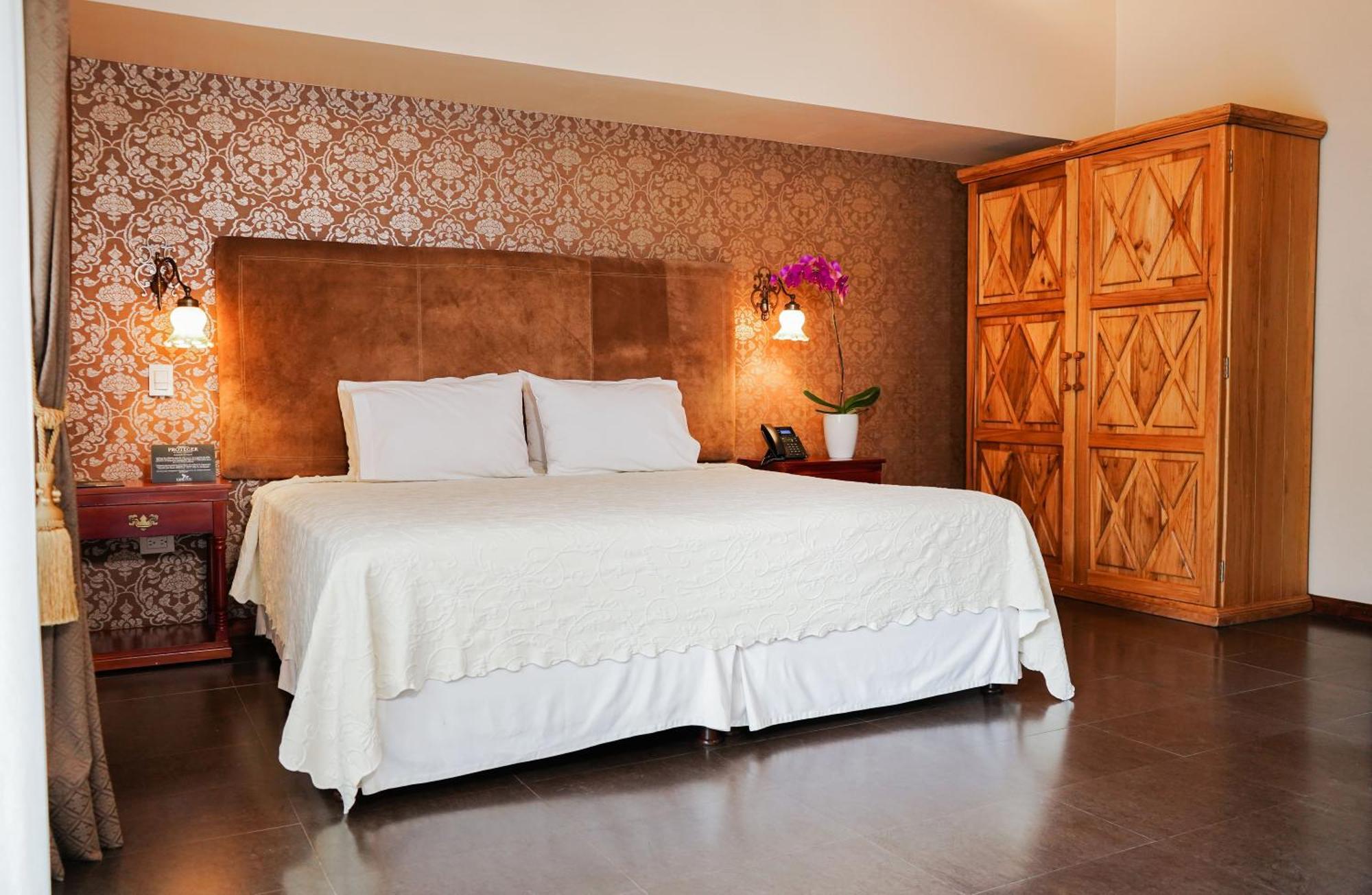 Uzhupud Garden Hotel & Lodge Paute Ngoại thất bức ảnh